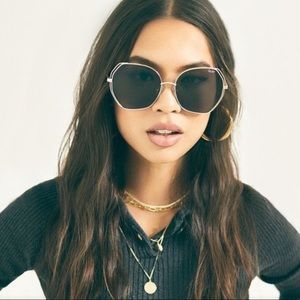 Quay Big Love sunnies